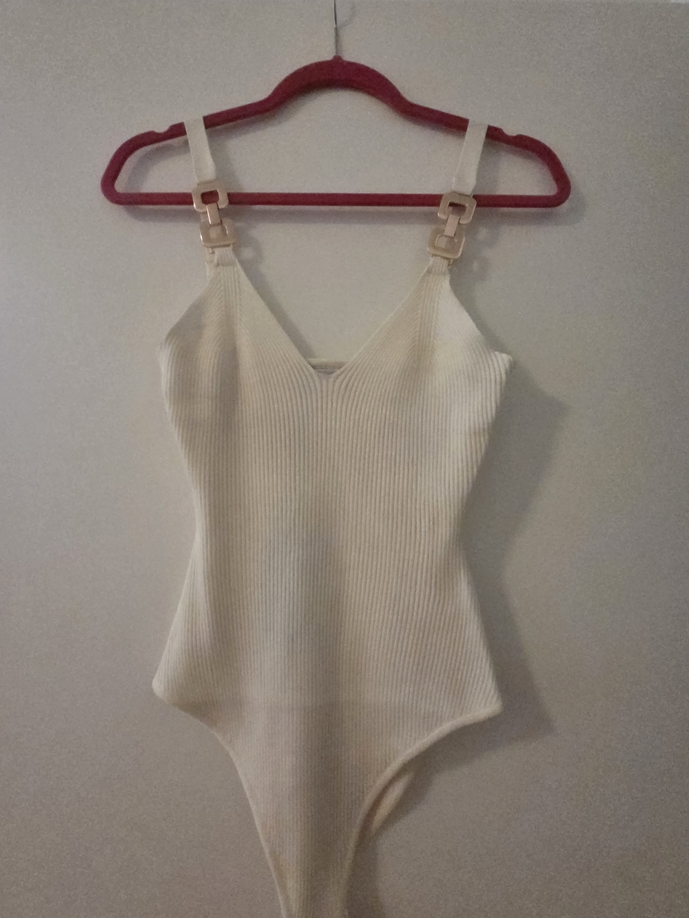 GALITA Cream Ribbed V-Neck Bodysuit
